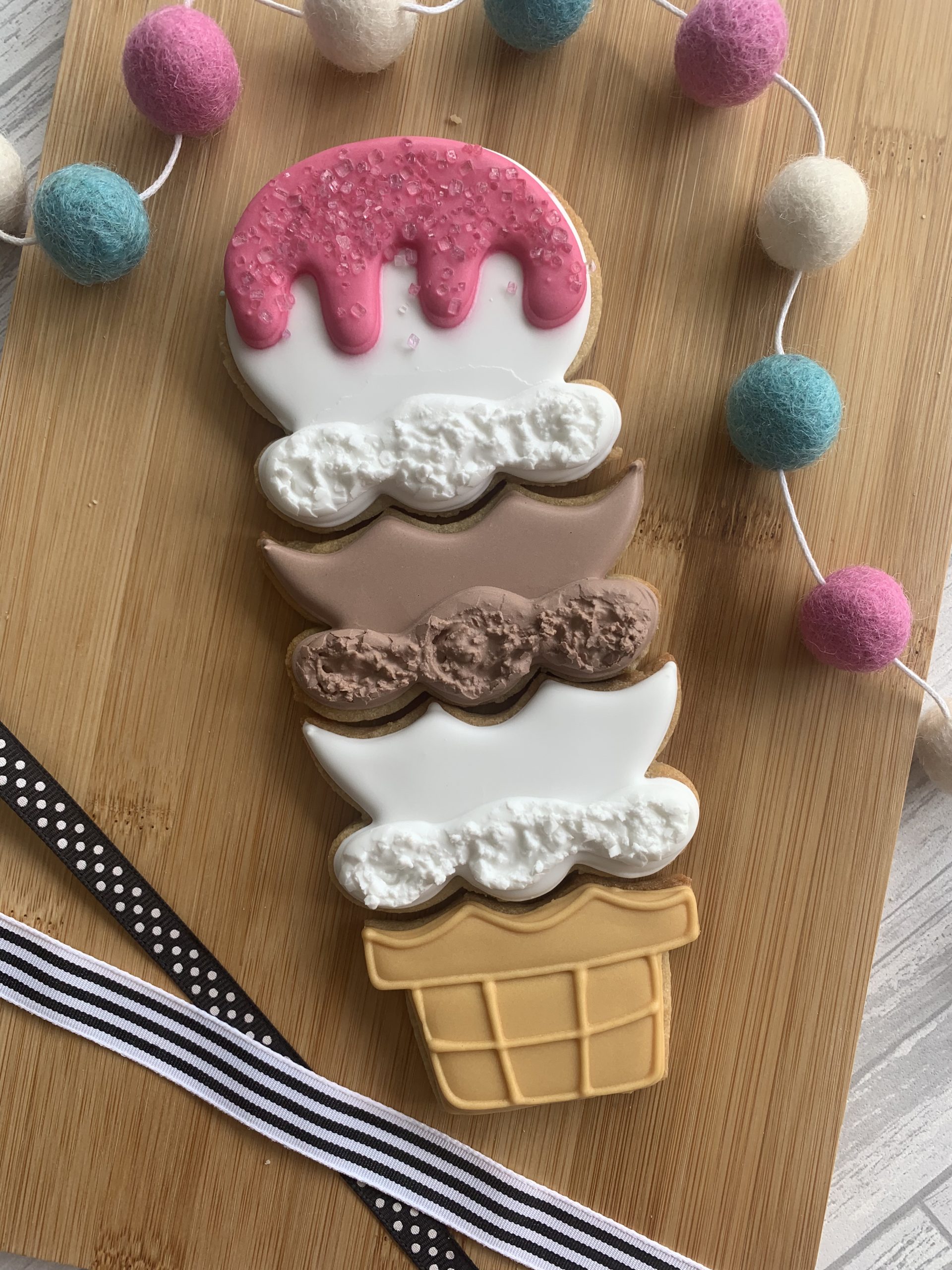 Decorate Your Own 4 Weekly Subscription Box – SAVE £10 – limited ...