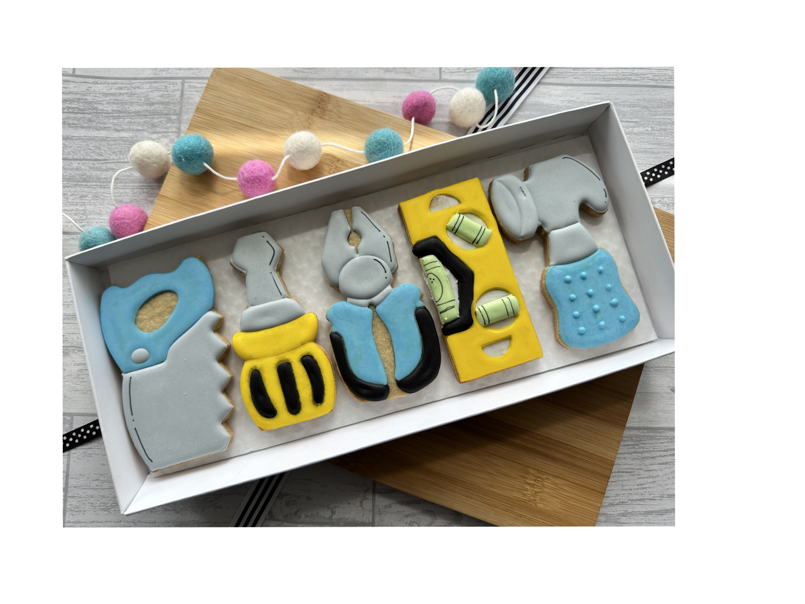 Dads Tool Box Cookie Gift (5 Large Cookies)