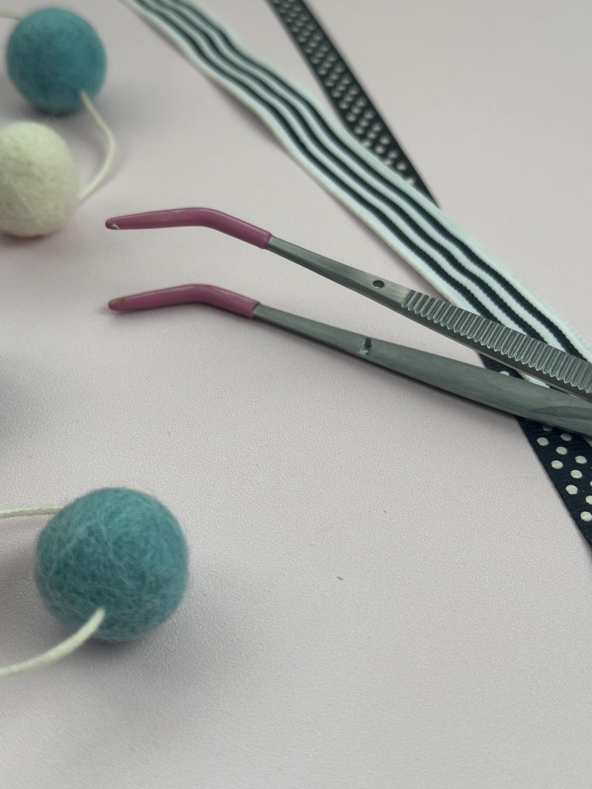 Silicone Tip Tweezers - Image 2