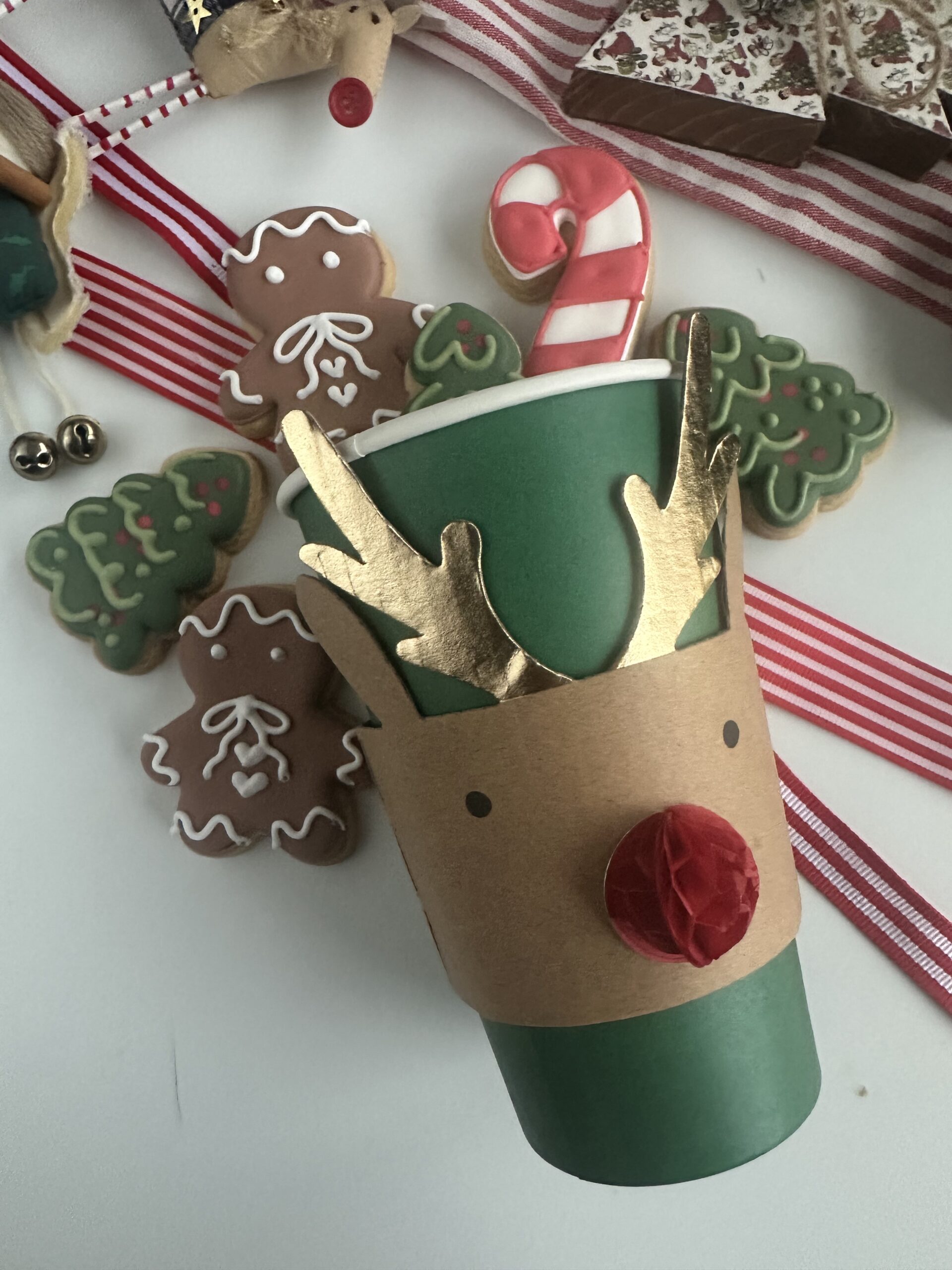 8 Mini Cookie Selection (in a large festive cup)