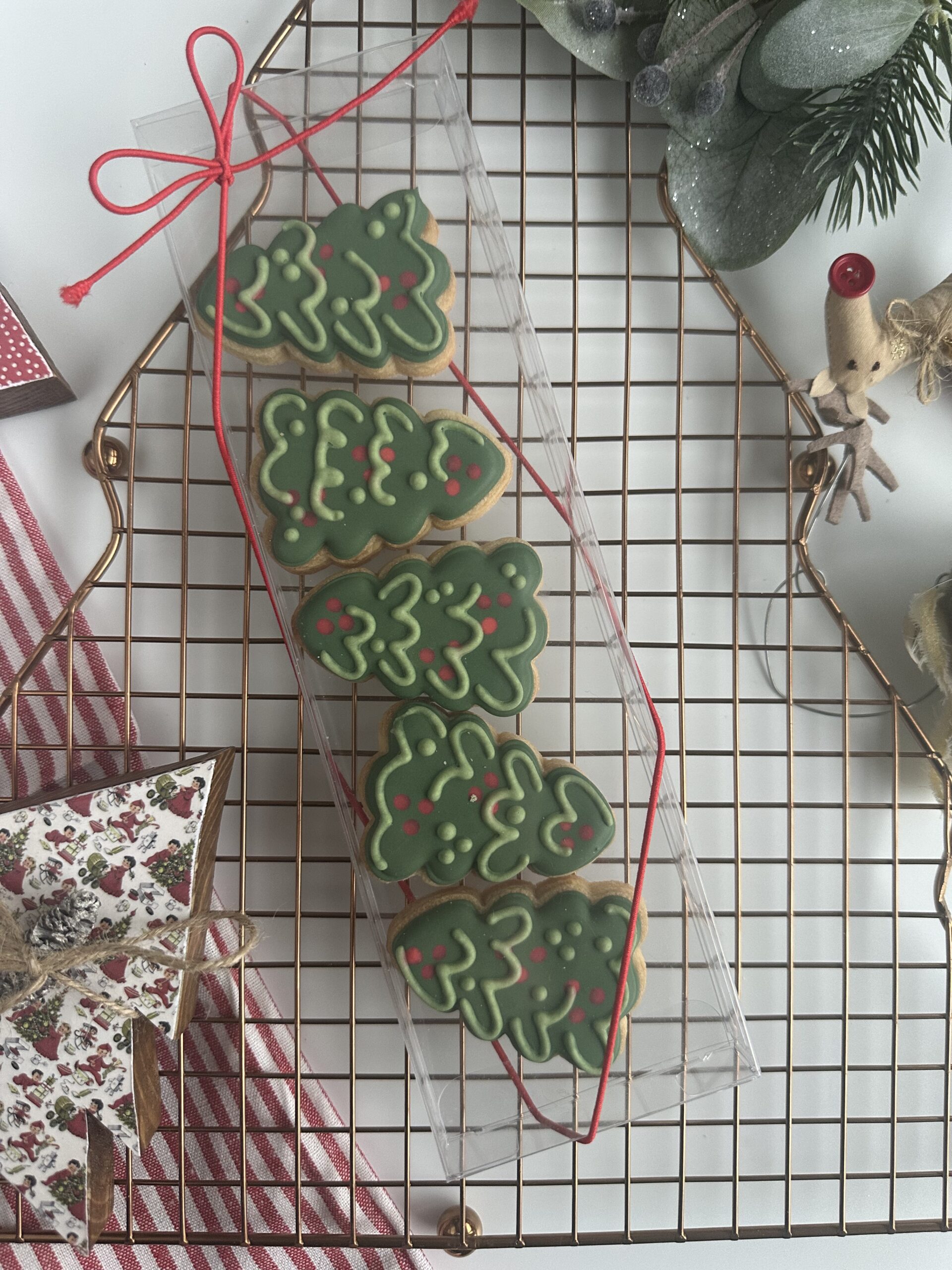 Mini Cookie Selection - Christmas (boxed) - Image 4